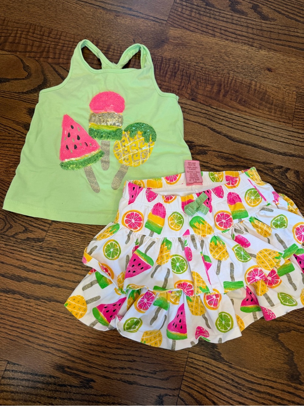 Girls fruity set!